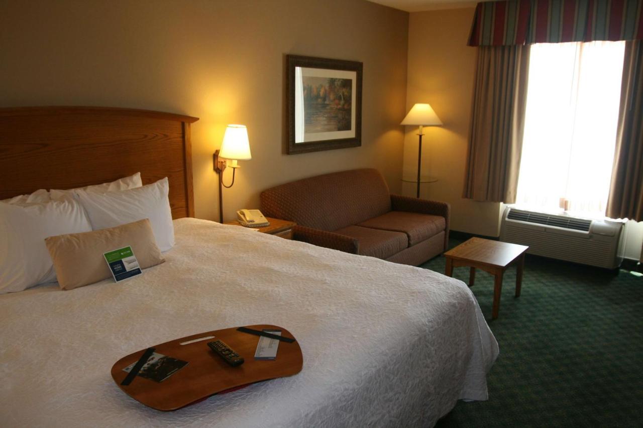 Hampton Inn Guntersville Exteriör bild