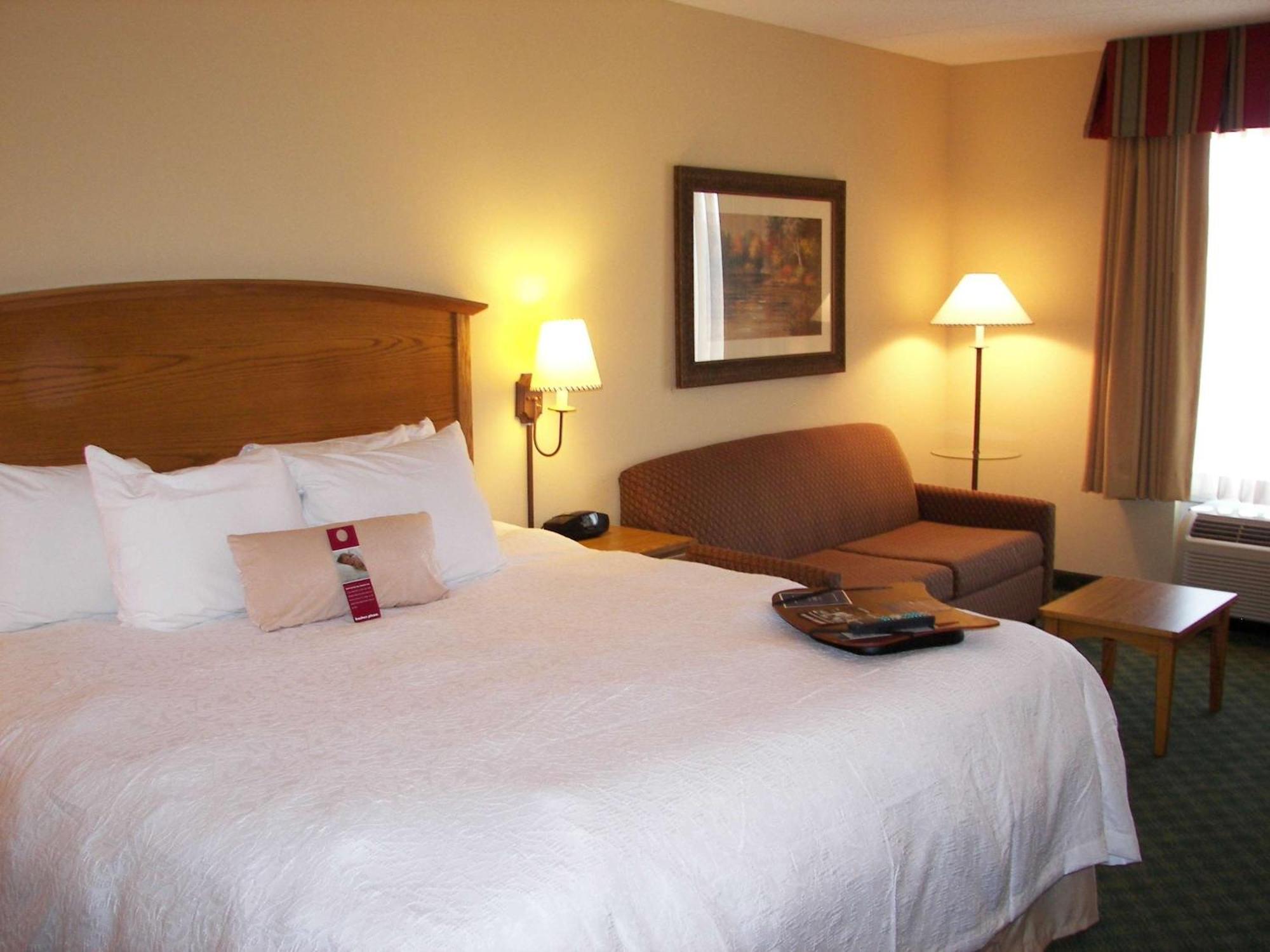 Hampton Inn Guntersville Exteriör bild